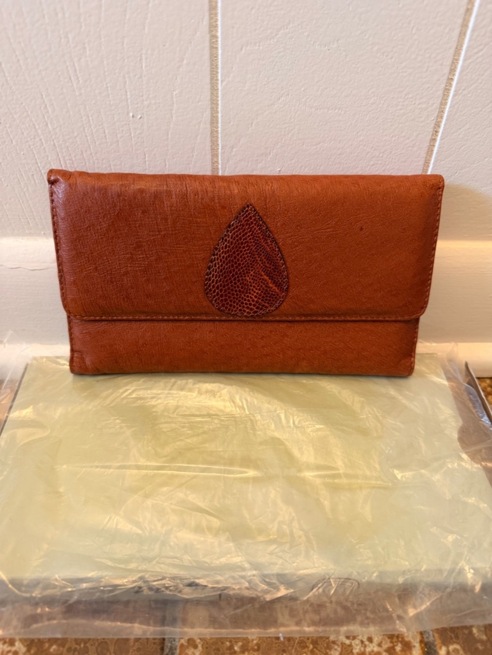 Classic Women’s Emu Leather Clutch Wallet - Brown